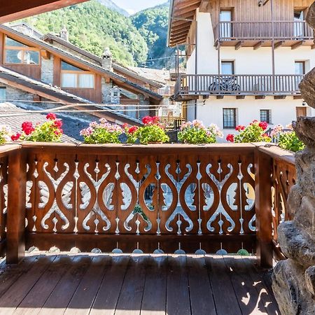 L'Atelier Du Temps - Woodstone Villa Aosta Exteriör bild